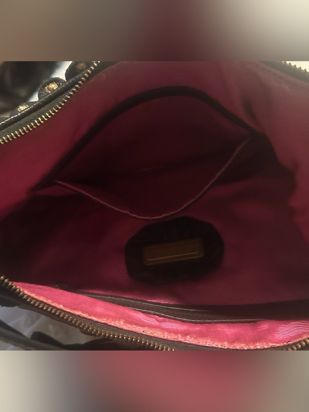 Isabella Fiore Black Leather Shoulder Bag with Multicolor Paisley Embroidery - Picture 4 of 10